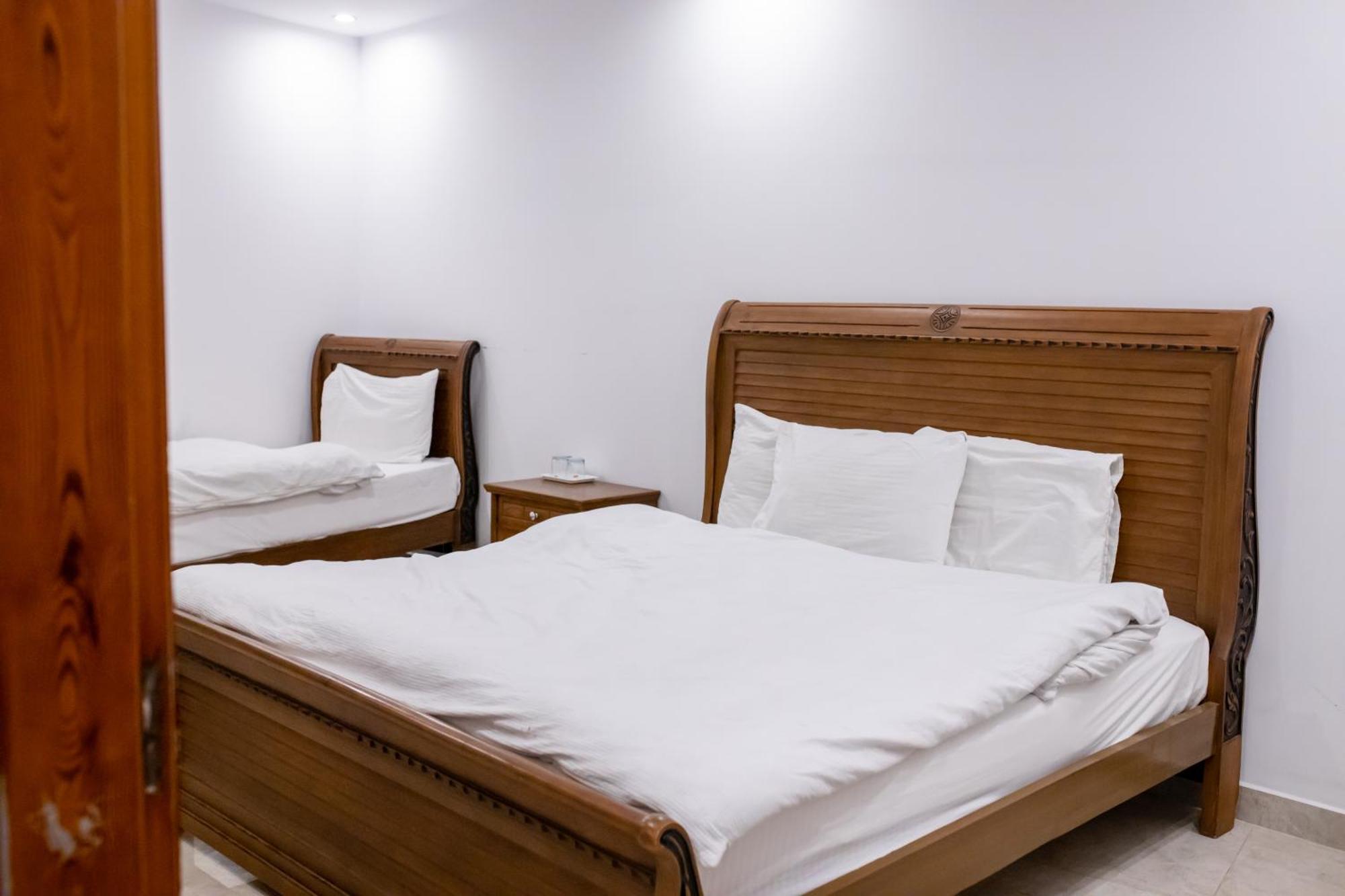 Regal Residency Hotel ราวัลปินดี ภายนอก รูปภาพ